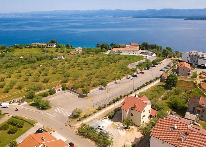 Otia Seaview