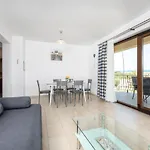 Otia Seaview
